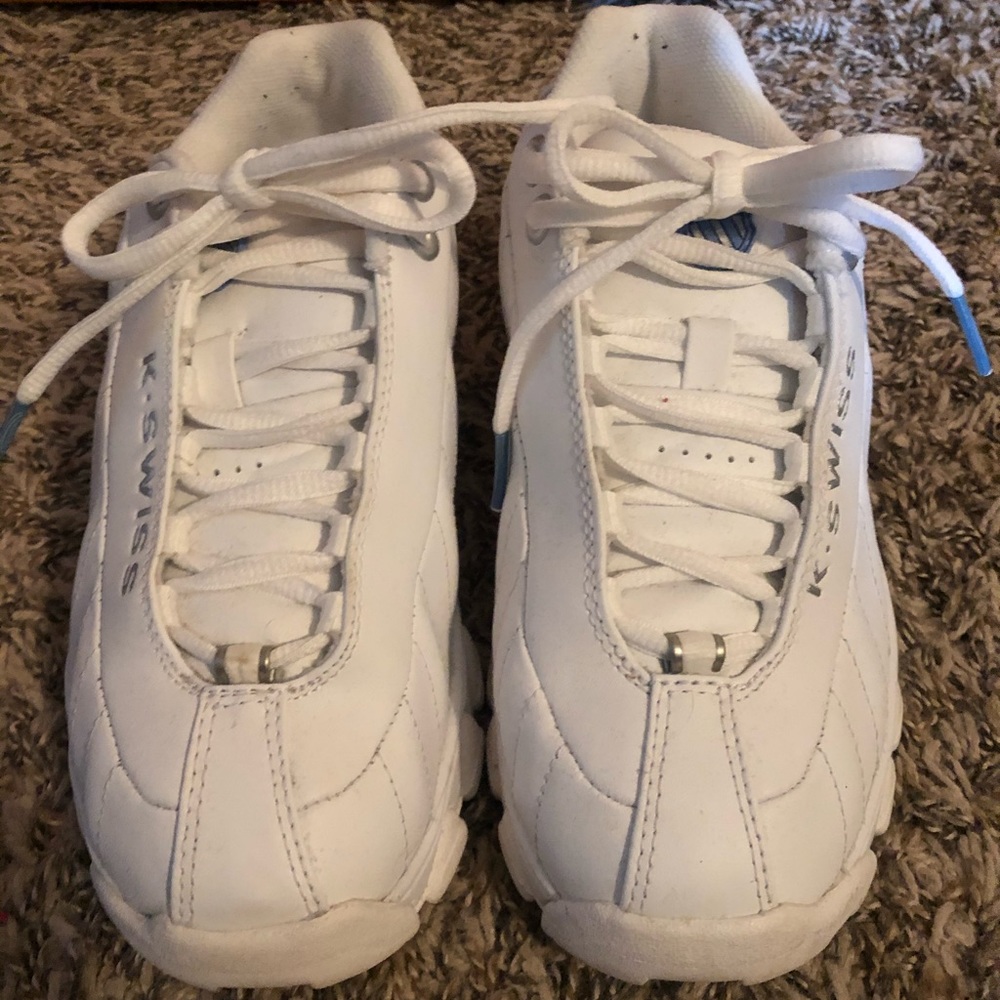 Kswiss tennis shoes